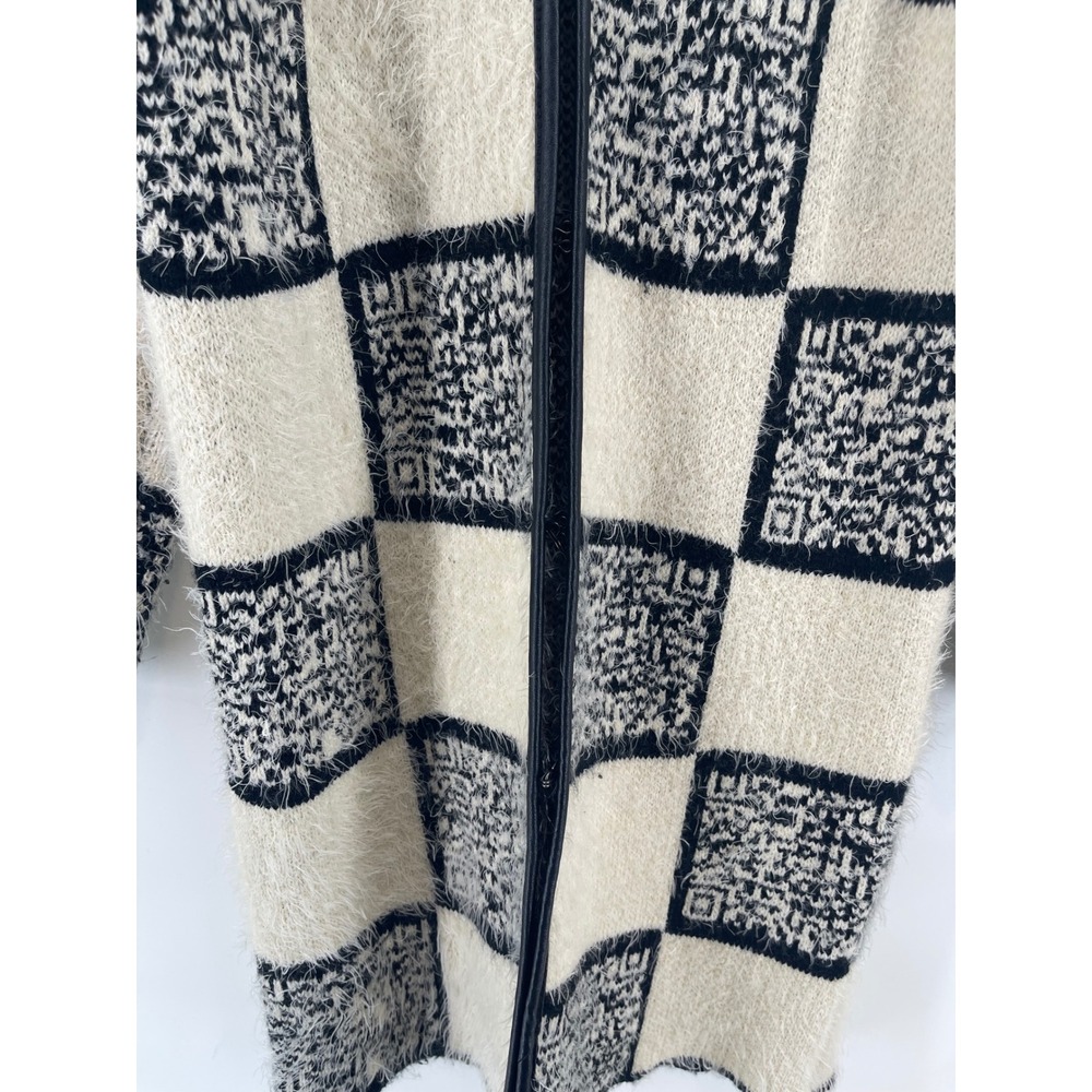 John Fashion Cardigan Sweater Womens M Black Cream Excellent Fuzzy Checkered